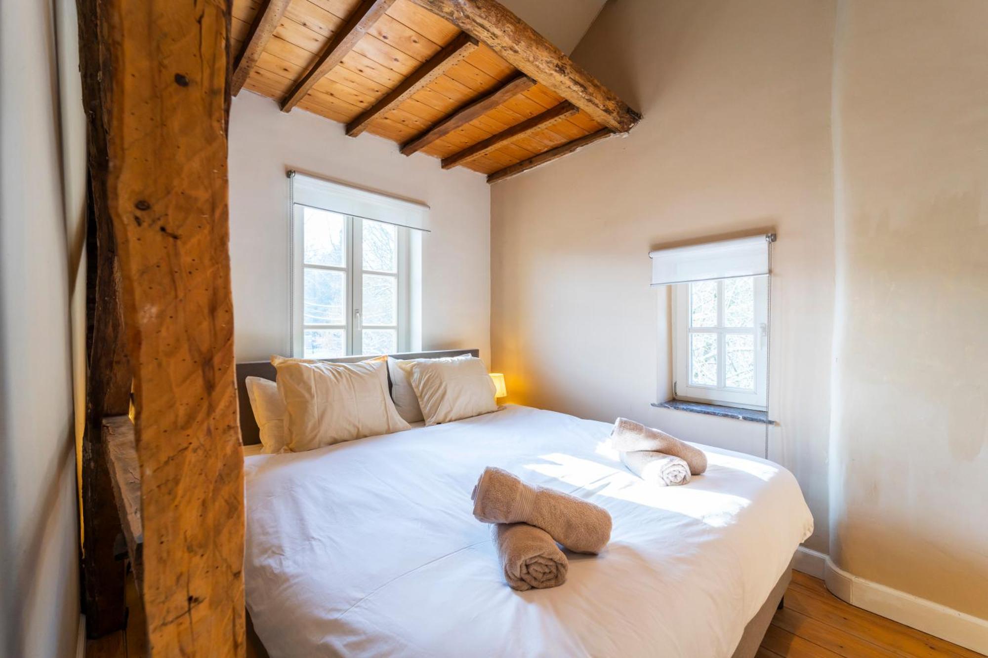 New! Unieke Vakantiewoning In Bosrijke Omgeving Tongeren Eksteriør bilde