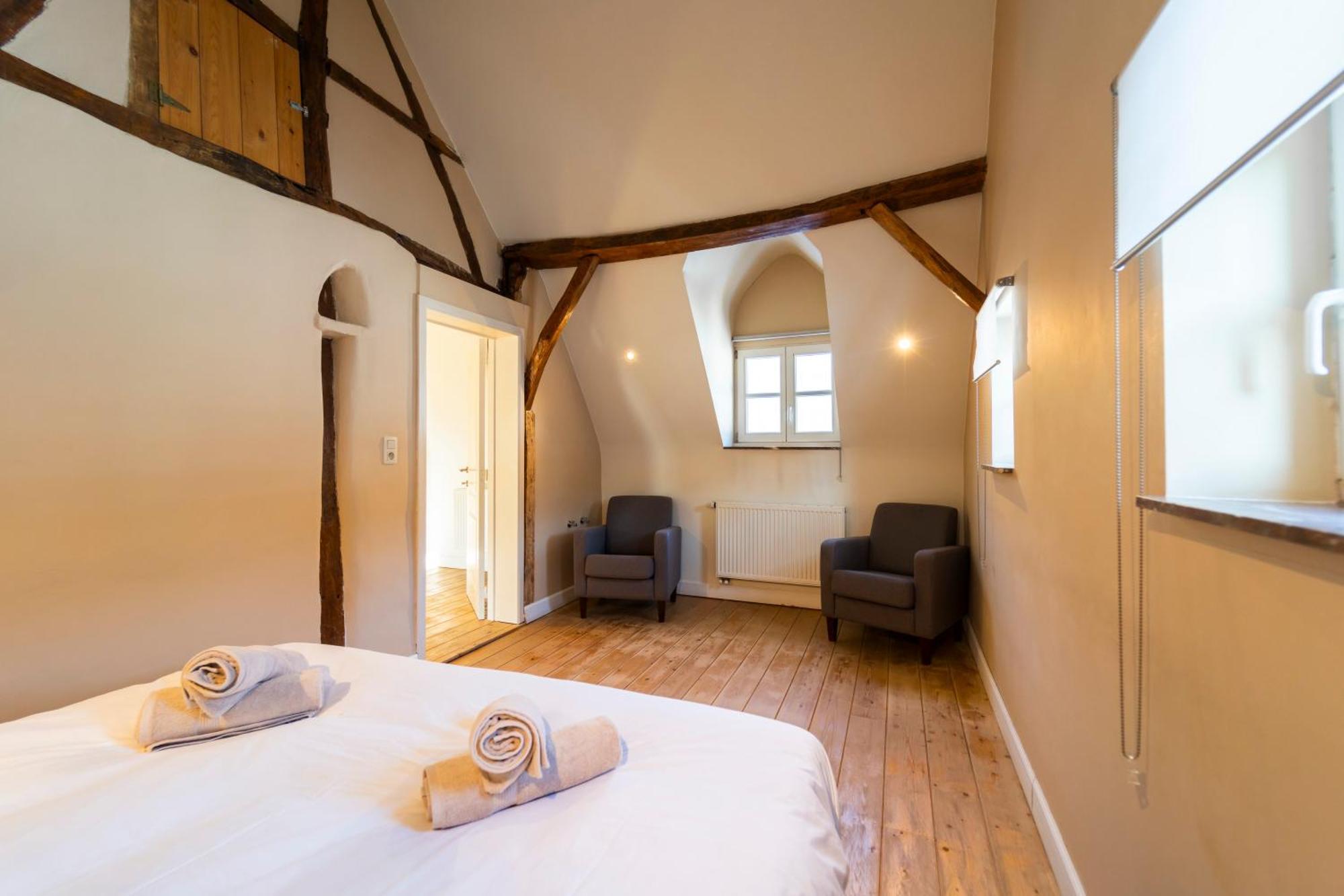 New! Unieke Vakantiewoning In Bosrijke Omgeving Tongeren Eksteriør bilde